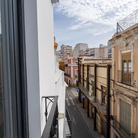 Moott Homes Arco De Braulio 2b Apartment