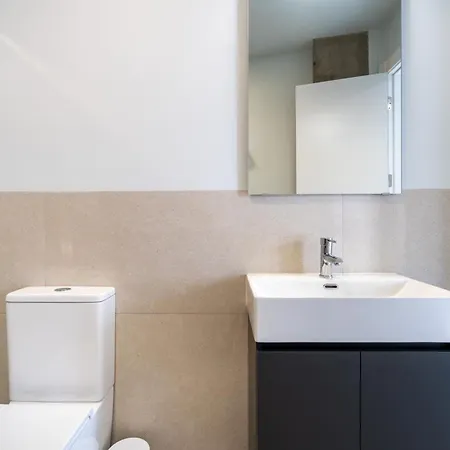 Moott Homes Arco De Braulio 2b Apartment *