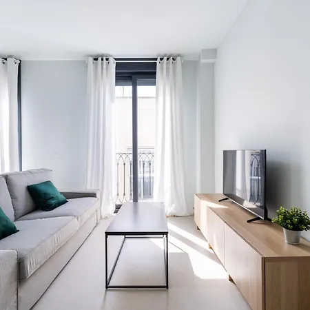 Moott Homes Arco De Braulio 2b Apartment *