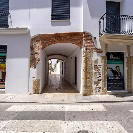 Moott Homes Arco De Braulio 2b Apartment